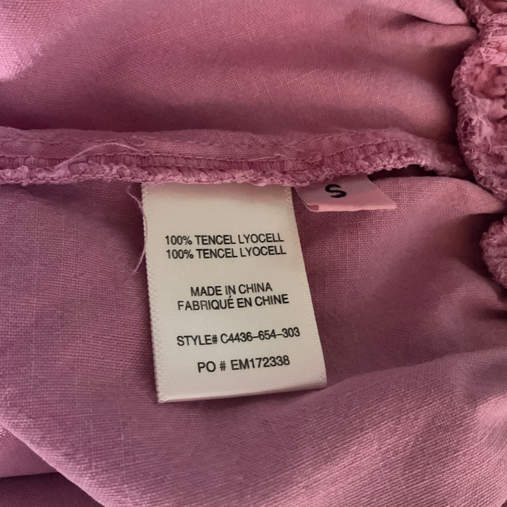 Cloth & Stone Smocked Top Sz S V Neck Frayed Sleeve Boho Feminine Pink - Picture 10 of 10